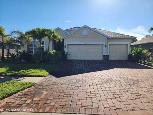 676 Stonebriar Dr SE, Palm Bay, FL 32909