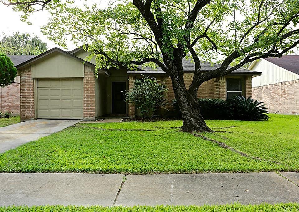 1st image of 12715 Autumn Mill Dr