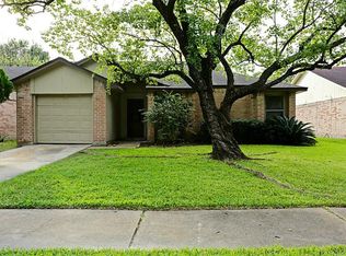 12715 Autumn Mill Dr, Houston, TX 77070