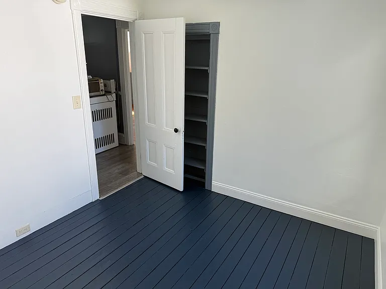 90-92 Intervale Ave #3 — Photo 9