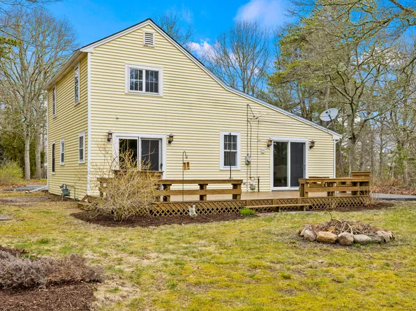 30 Seagate Lane, Hyannis, MA 02601