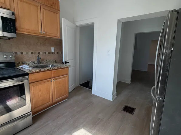6236 Clearview St, Philadelphia, PA 19138