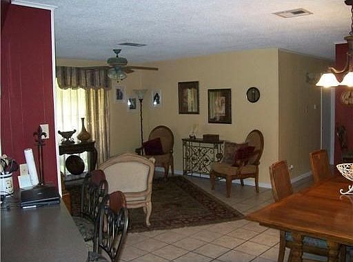 5th image of 428 Louisiana Ave