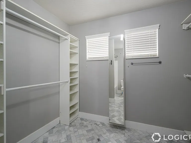 376 W Concord Pl — Photo 15