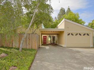 824 Pamplona Ave, Davis, CA 95616