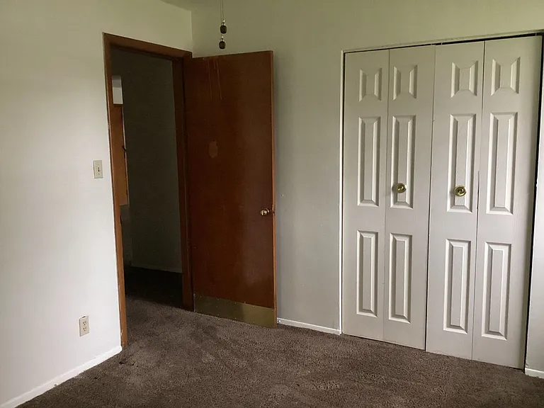 Greenbriar — Photo 16