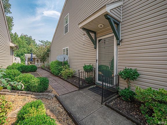 3rd image of 4030 Shadwell Dr