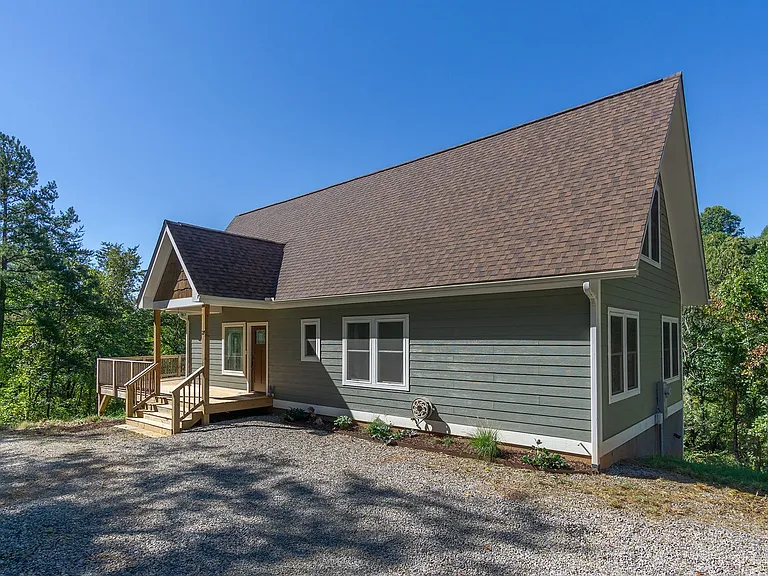 27 M L Reagan Dr — Photo 42