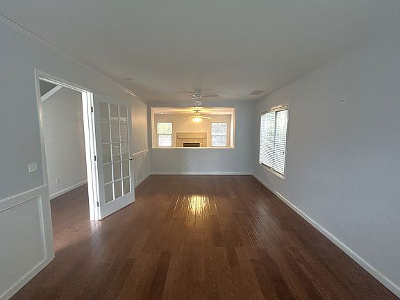 3rd image of 4344 Stone Mountain Dr