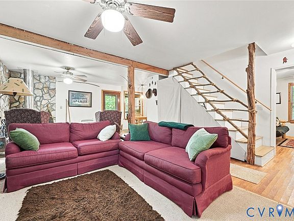 4th image of 606 River Ridge Ln