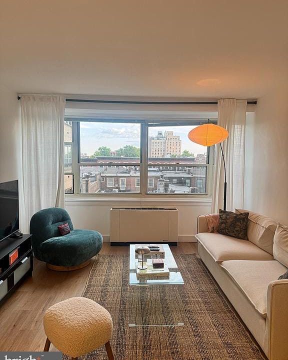 1st image of 1806 Rittenhouse Sq #R-606