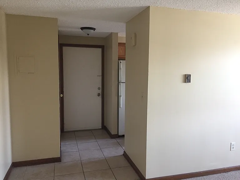 6551-6554 Lincoln Ave #3 — Photo 3