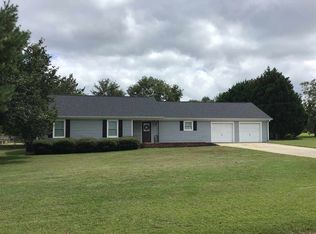 107 Amanda Dr, Byron, GA 31008