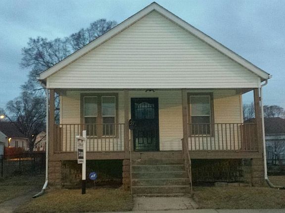 2nd image of 950 E Wilcox St