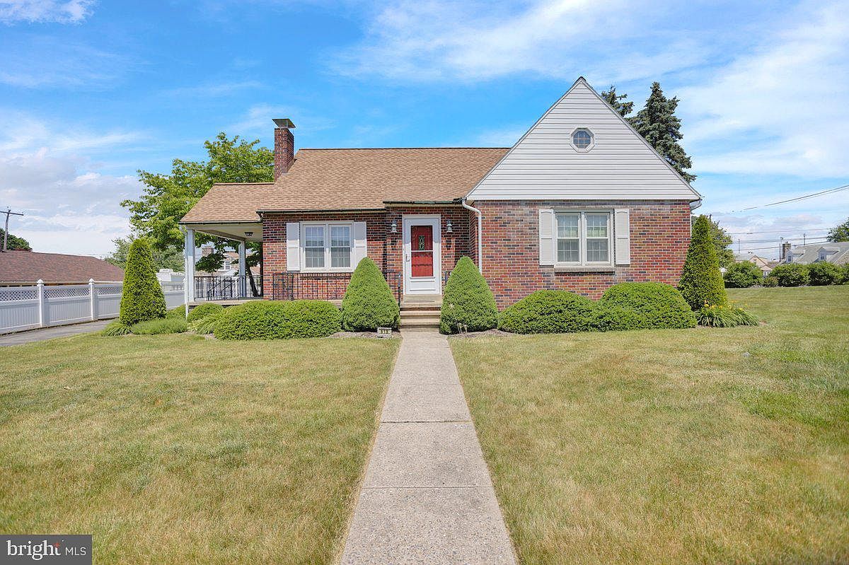 615 Elizabeth Ave, Laureldale, PA 19605 Zillow