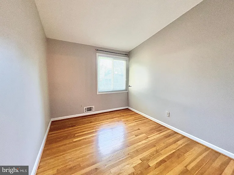 5628 Fillmore Ave — Photo 20