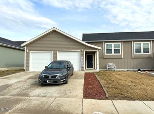406 25th Ave NE, Watford City, ND 58854