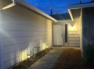 3433 Corwin Ct, Loomis, CA 95650