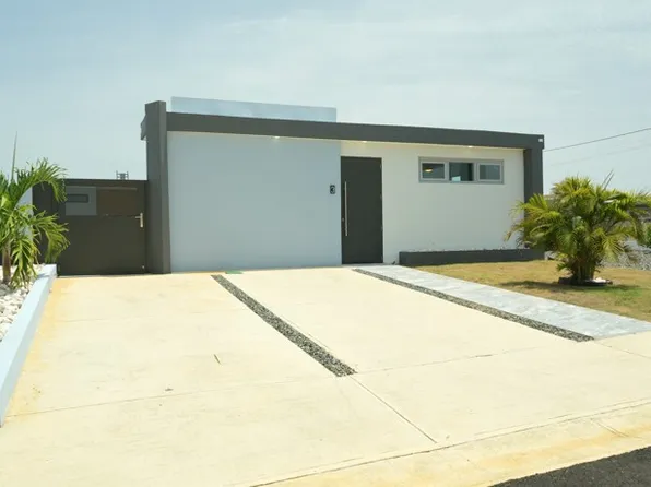 Carr 459 Km 12.4 Bo Paraiso Del Sol Villa #4, Isabela, PR 00662