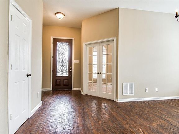 5th image of 1340 Burnett Dr