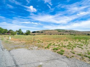 1749 Fairview Ave, Bridgeport, WA 98813
