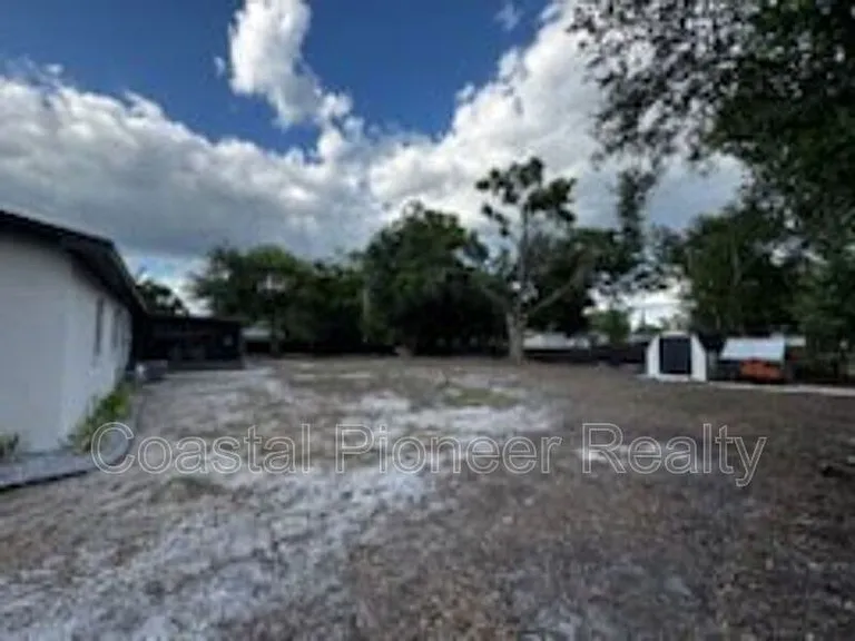 8711 N Wick Pl — Photo 44