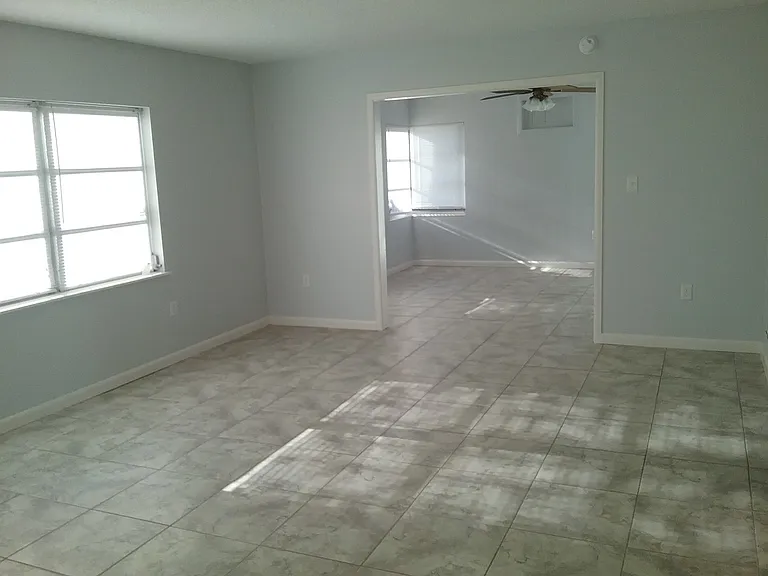 1401 E Crooked Lake Dr — Photo 5