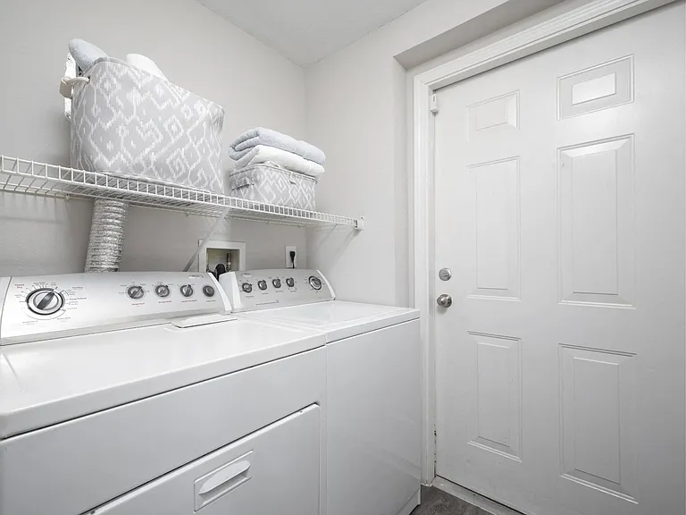 The Kensley Apartments — Photo 12