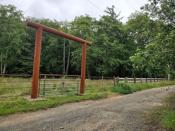Gate to pasture.