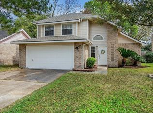 15935 Oak Mountain Dr, Houston, TX 77095