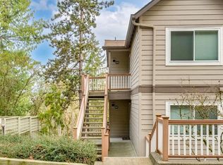 20070 Larkspur Ln APT 62, West Linn, OR