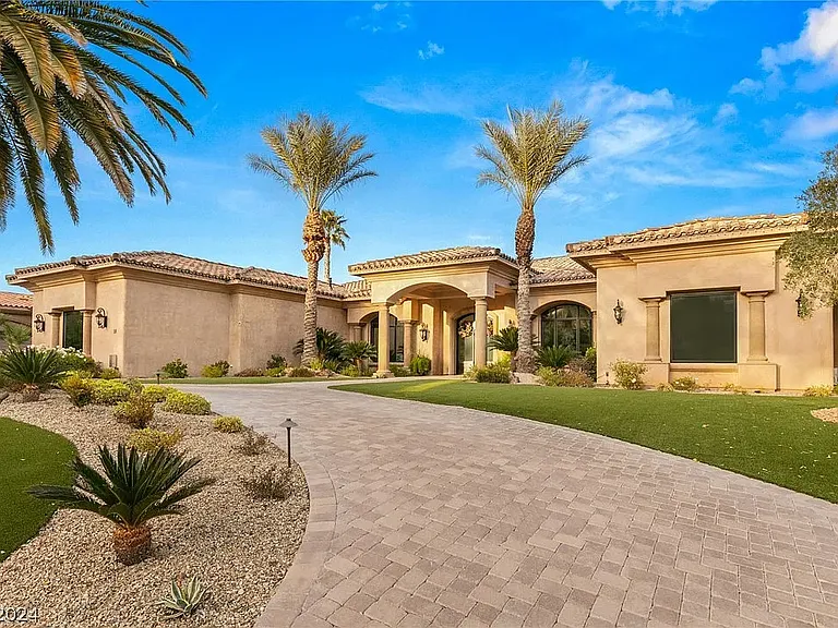 18 Castle Oaks Ct — Photo 39