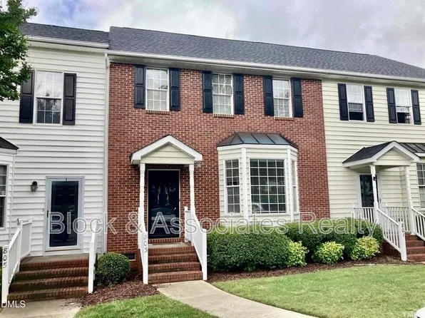 803 Knightsborough Way, Apex, NC 27502