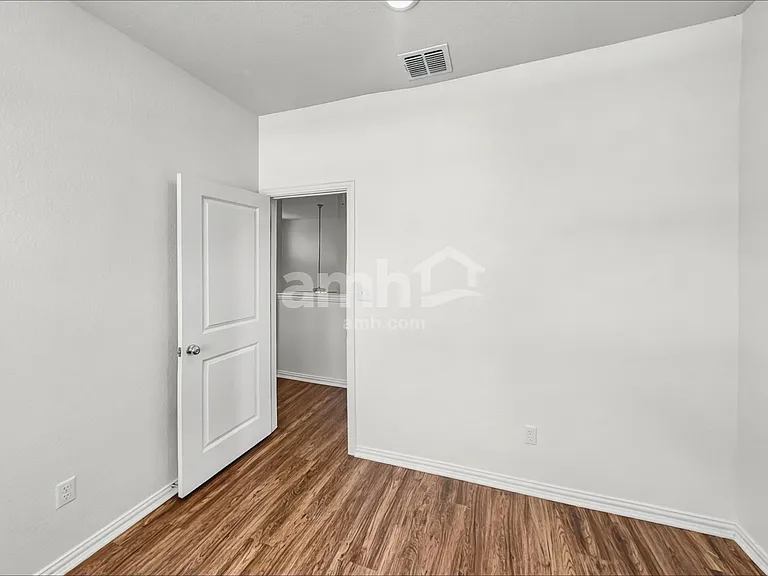 384 Aspen Waters — Photo 11
