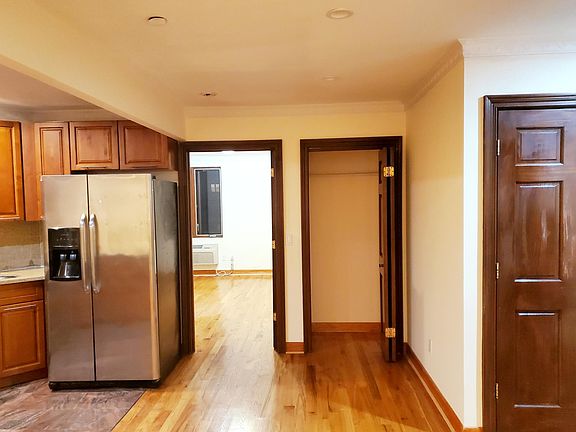 5th image of 3051 Brighton 5th St #5C