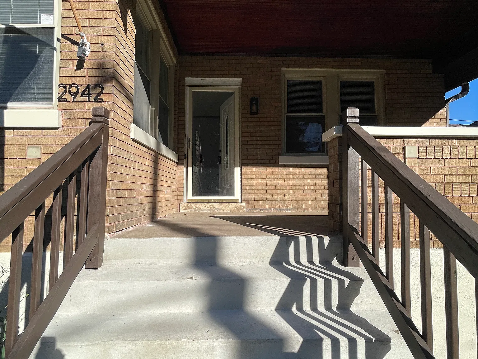 3 bed, 1293 sqft, $2,000 — Photo 2