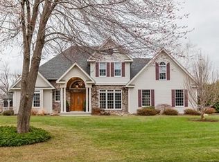 18 Primrose Path, Hatfield, MA 01038