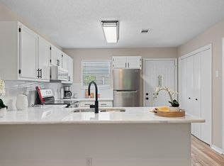 1681 W Highway 98 APT 3, Mary Esther, FL 32569
