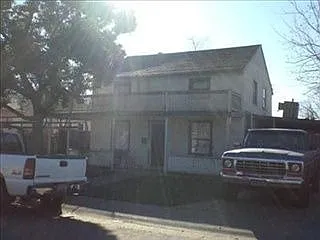 2840 35th Ave photo 1