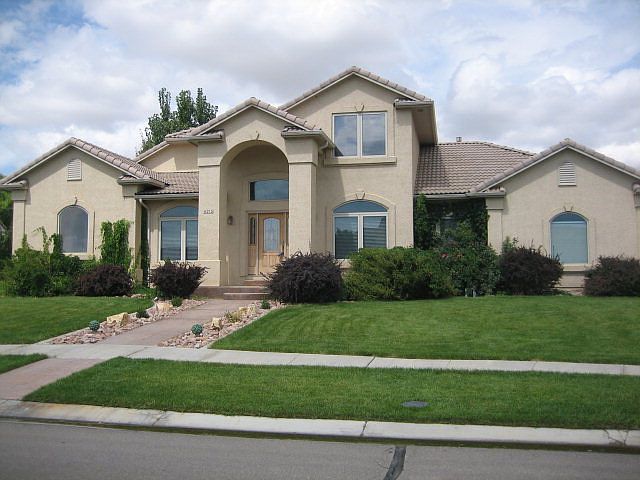 1st image of 4215 Saint Andrews Dr