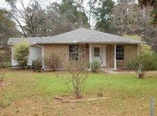 25 Deerfield Rd, Huntsville, TX 77340