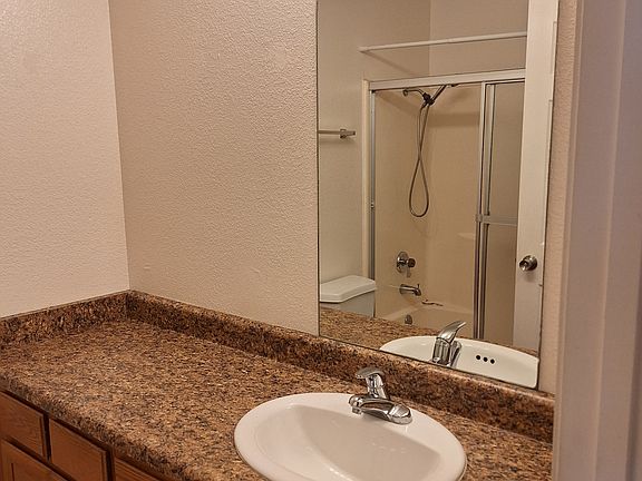 5th image of 28723 Calle Del Lago #D