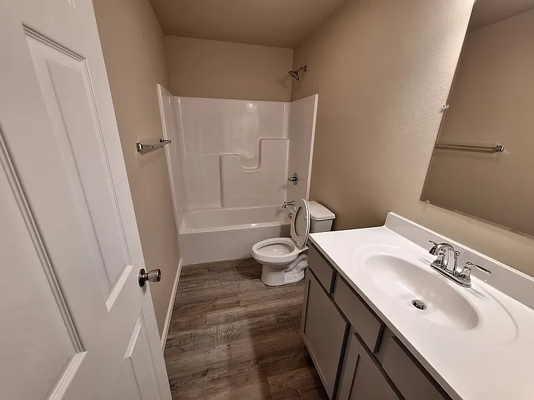 9004 W 46th St — Photo 14