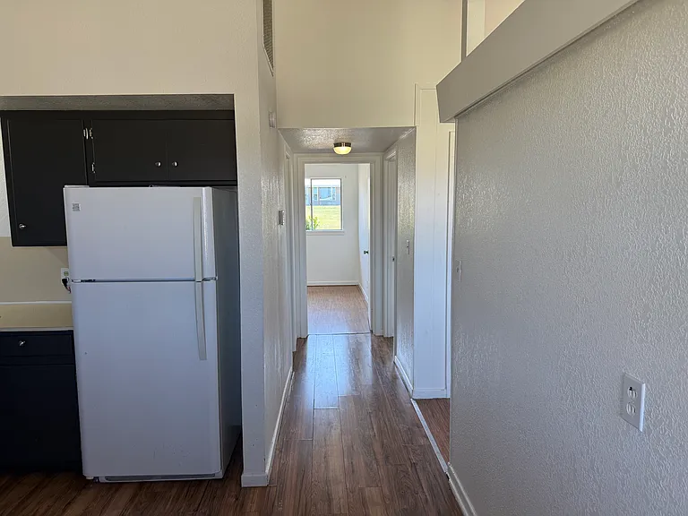 1313 Calaveras St #A — Photo 9
