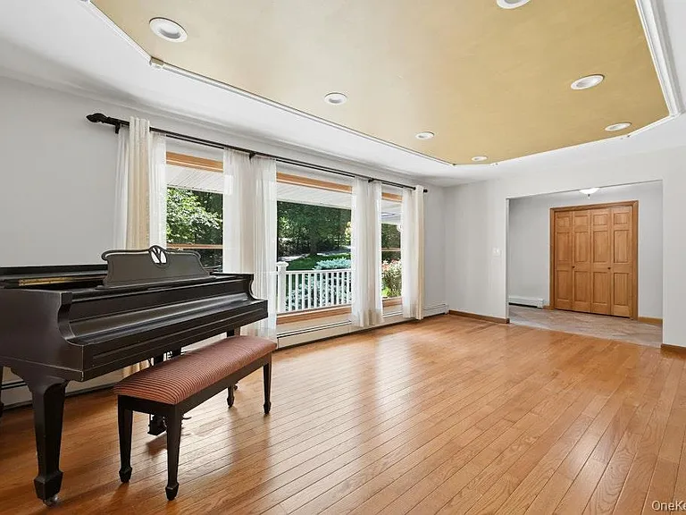 20 Williamsburg Dr — Photo 8