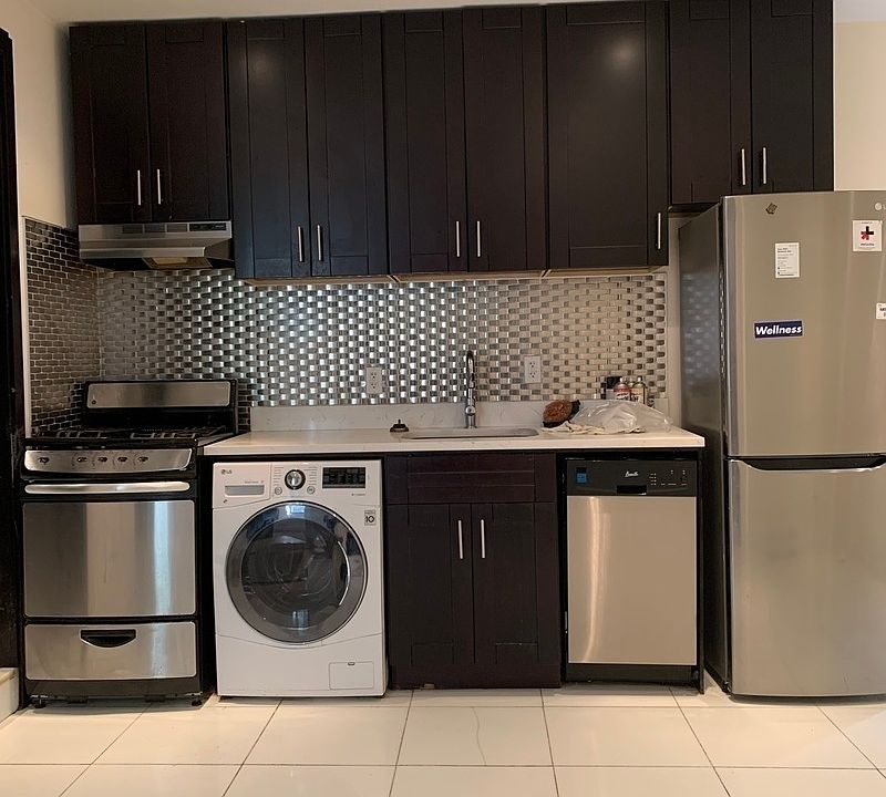 1st image of 7 W 108th St #A3