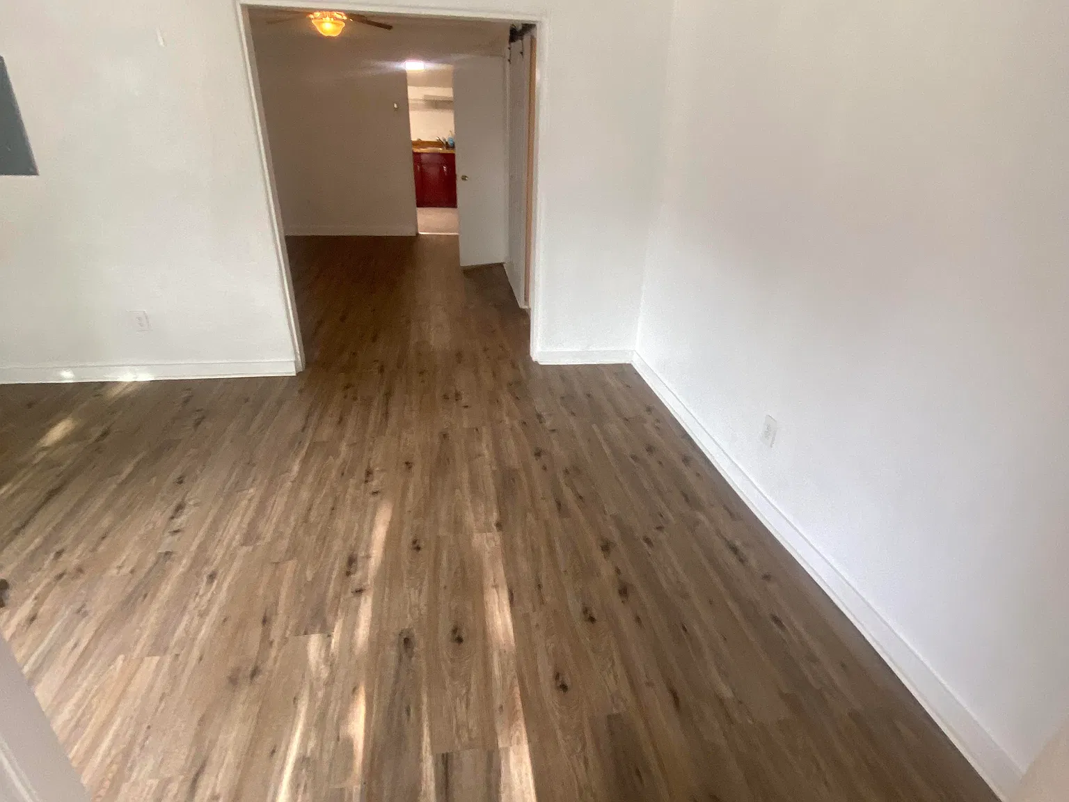 2 bed, 850 sqft, $1,300 — Photo 4