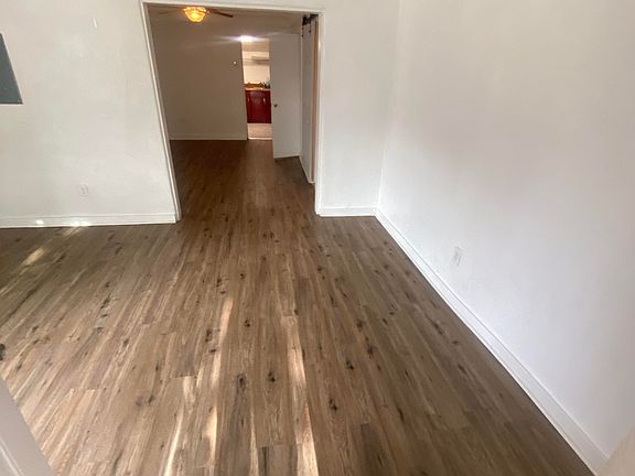 Another photo of the front room. Not sure why I took this twice...