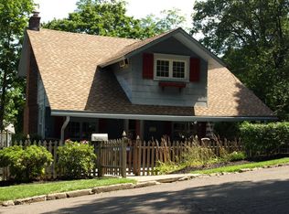 88 E Mount Ave, Atlantic Highlands, NJ 07716