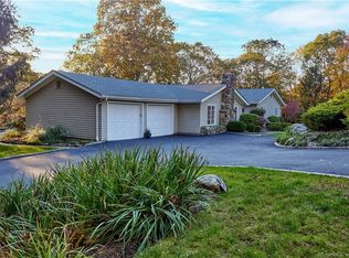 189 Parish Rd, New Canaan, CT 06840